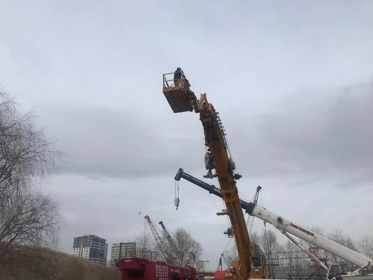 105 Metre Sepetli Vinç Ankara