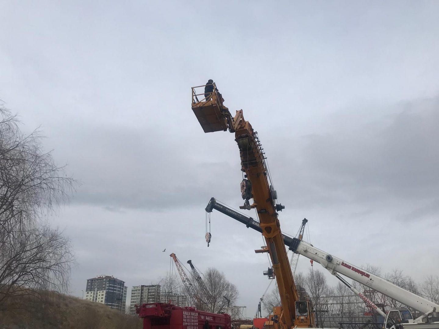 Ankara Vinç Firması, vinçli kamyon, Ankara vinç, vinç, mobil vinç, ankara sepet kiralama, ankara hiyap kiralama, ankara vinç kiralama, vinç kiralama, sepetli vinç kiralama, hiyap, sepetli platform , oto kurtarma hizmetleri, ankara platform, çekici, forklift, ağır nakliye, ucuz vinç kiralama, 30 ton mobil vinç, 40 ton mobil vinç, 80 ton mobil vinç, 100 ton mobil vinç, 130 ton mobil vinç, 160 ton mobil vinç, 200 ton mobil vinç, 220 ton mobil vinç, 250 ton mobil vinç, 300 ton mobil vinç, 500 ton mobil vinç, 45 metre sepetli vinç, 47 metre sepetli vinç, 105 metre sepetli vinç, 50 metre sepetli vinç, 30 ton vinçli kamyon, 35 ton vinçli kamyon, 40 ton vinçli kamyon, 80 ton vinçli kamyon